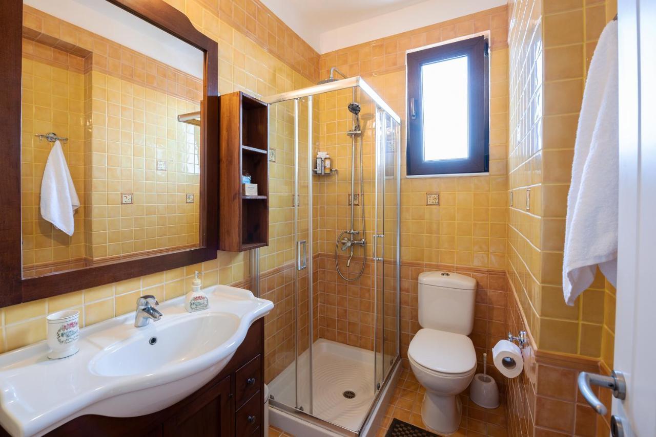 Villa Salamina Лахания Екстериор снимка